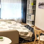 Cozy Flat In Art Nouveau Area