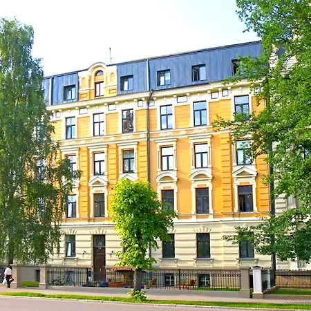 Cozy Flat In Art Nouveau Area *